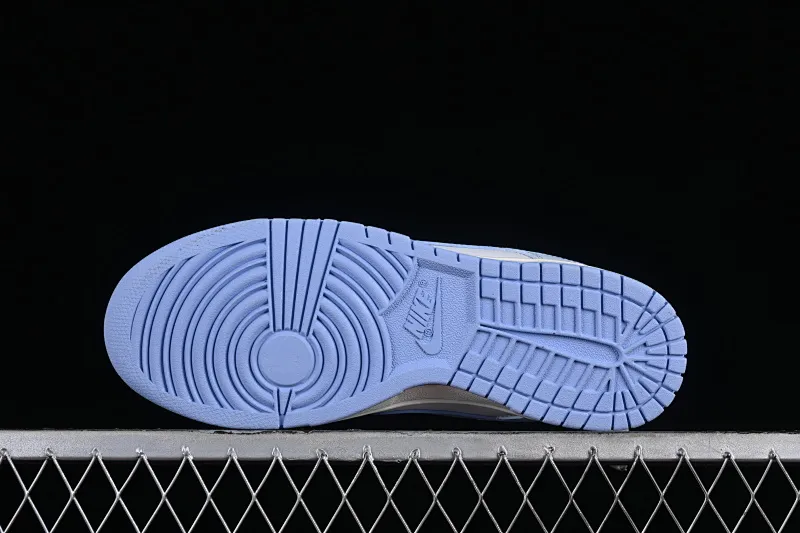 All categories Nk SB Dunk series Nk SB Dunk Low low-top sneakers Z version Nk Dunk Low "Blue Tint" small fresh blue SB low-top casual sneakers DD1873-400